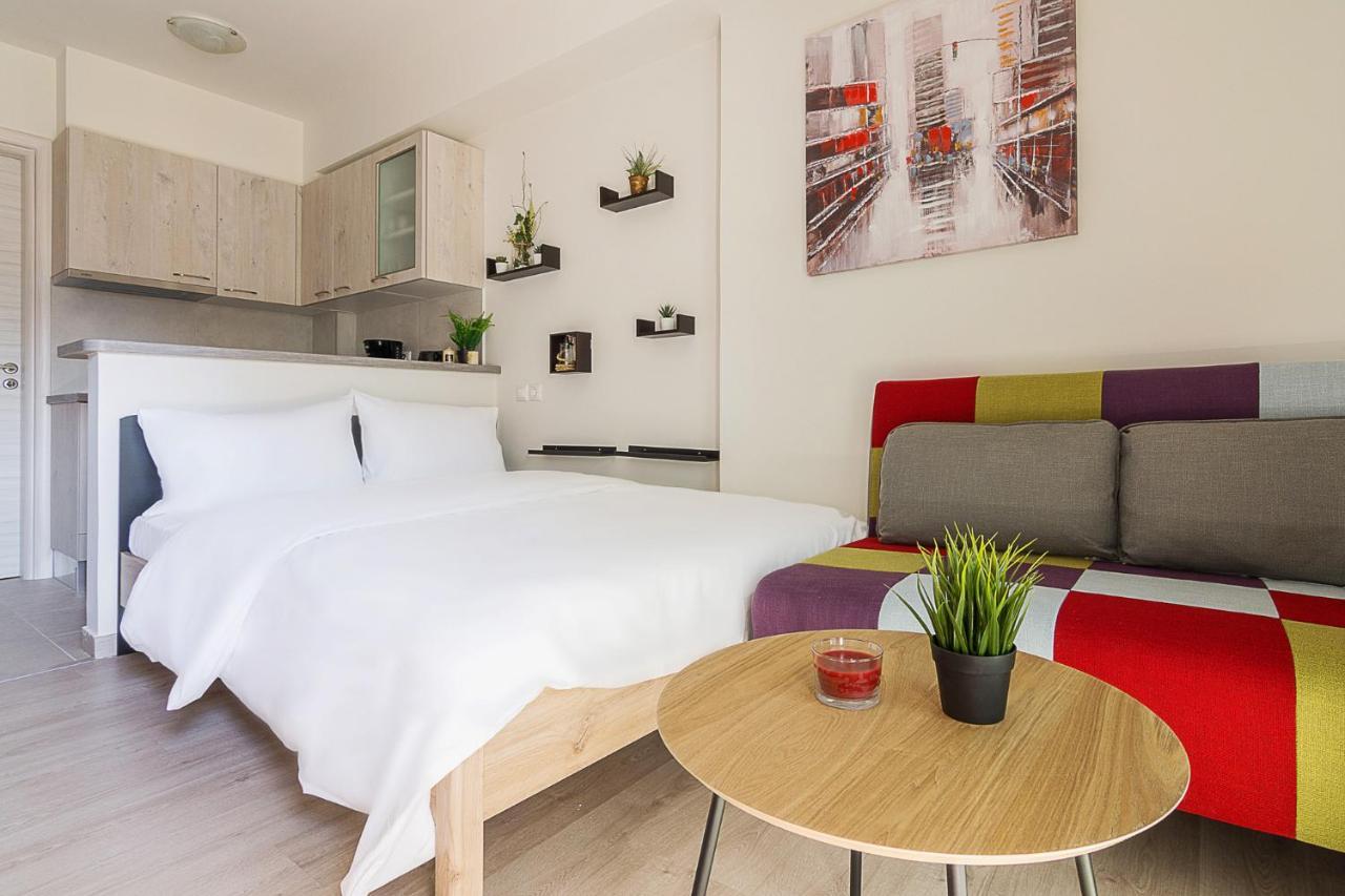 דירה Renovated Studio In Ampelokipoi With City View אתונה